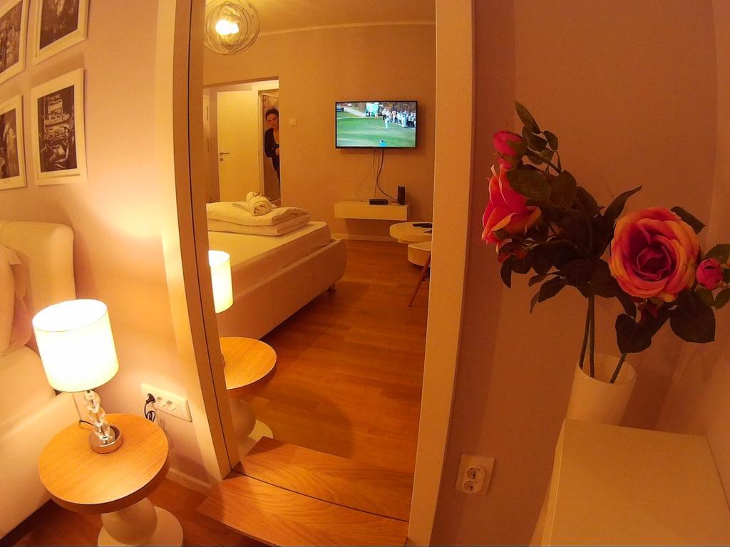 Balkan-Inn Parlament Lux Apartment ベオグラード エクステリア 写真