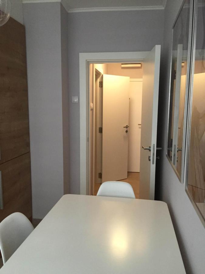 Balkan-Inn Parlament Lux Apartment ベオグラード エクステリア 写真